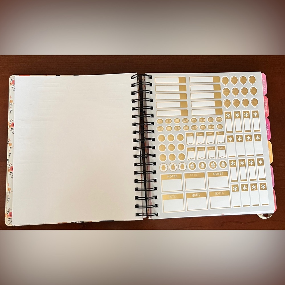 2026 Weekly Planner Spiral Bound in Hardcover Cat Design, 12 Month Planner NWT - Picture 4 of 10